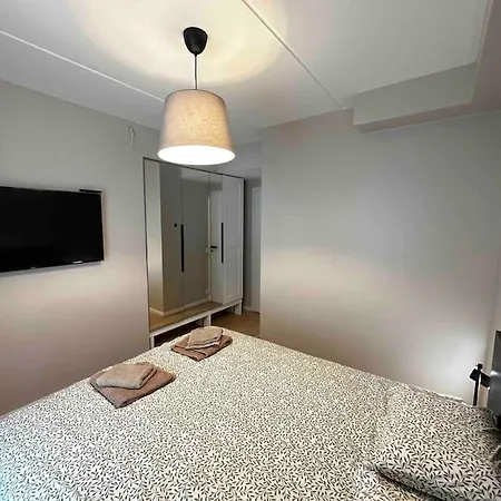 Korter 3 Bedroom In Kalamaja With Free Parking And Balcony *