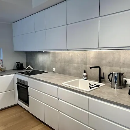 3 Bedroom In Kalamaja With Free Parking And Balcony Lejlighed *