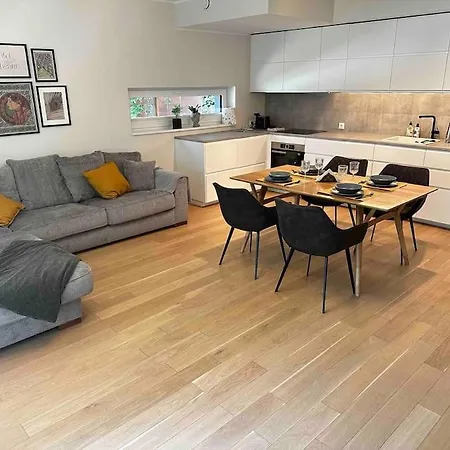 3 Bedroom In Kalamaja With Free Parking And Balcony Apartmán